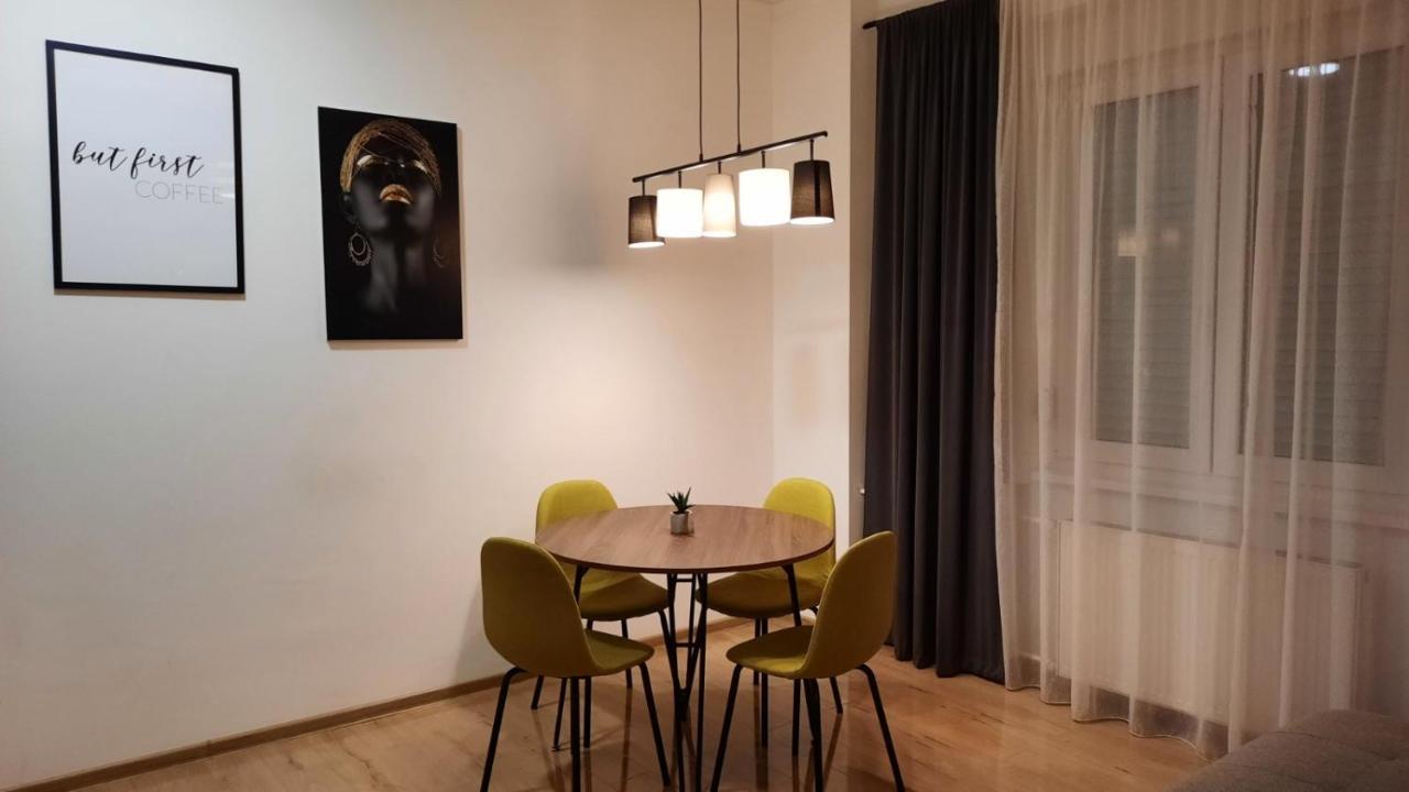 Ancora Apartment Lana Novi Sad Luaran gambar