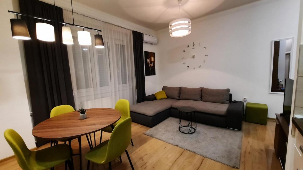 Ancora Apartment Lana Novi Sad Luaran gambar