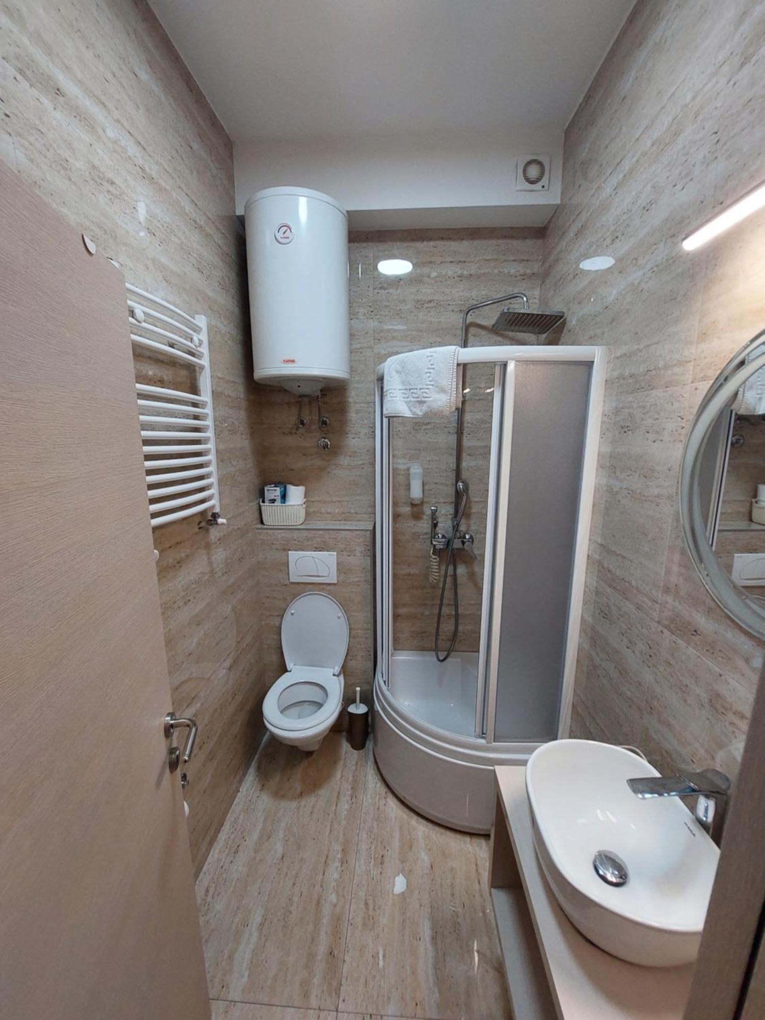 Ancora Apartment Lana Novi Sad Luaran gambar